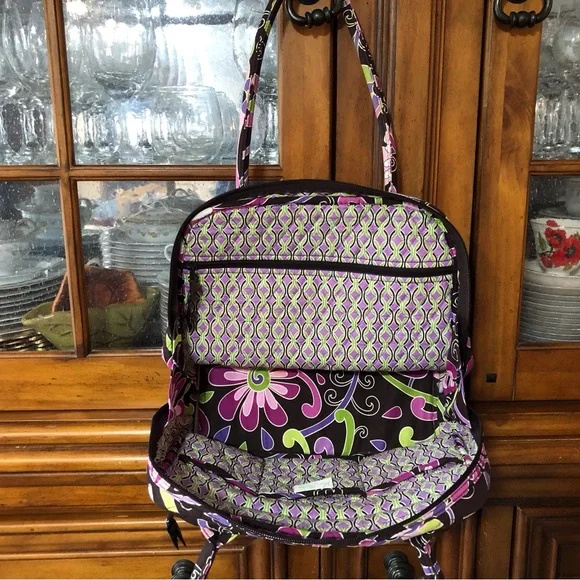 EUC Vera Bradley floral shoulder bag - Picture 4 of 6